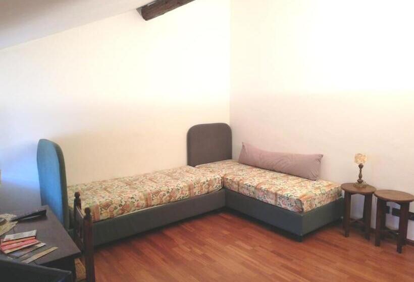 تختخواب و صبحانه Locanda Borgonuovo