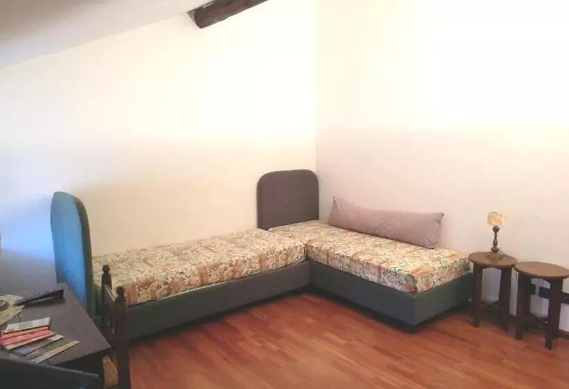 تختخواب و صبحانه Locanda Borgonuovo