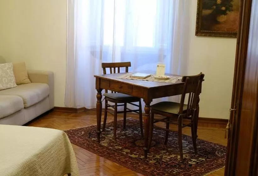 تختخواب و صبحانه Locanda Borgonuovo