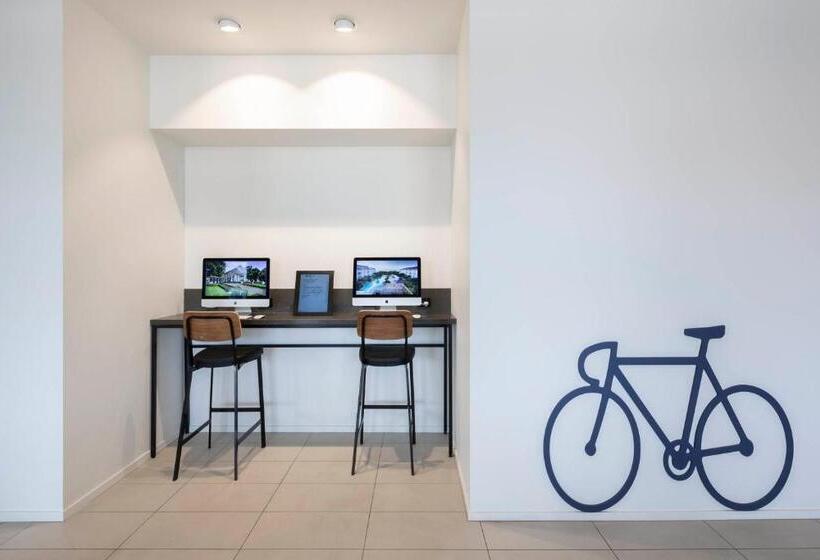 فندق Mantra Macarthur