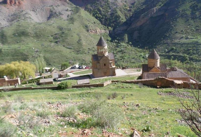 هتل Noravank S