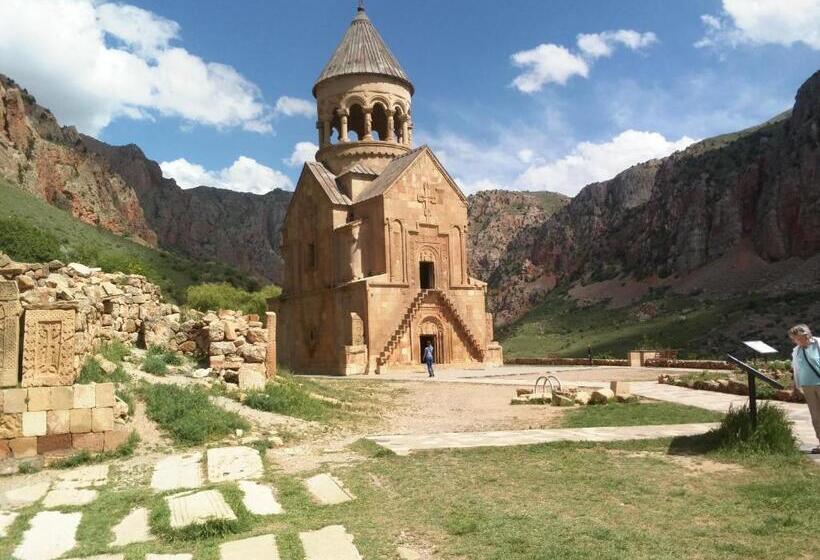 هتل Noravank S