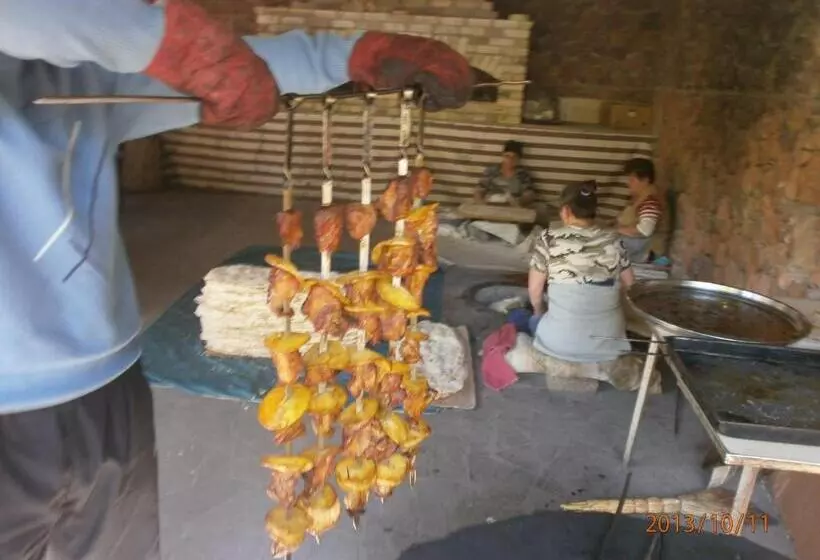 هتل Noravank S