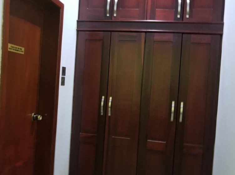 هتل Ragaray Executive Suites