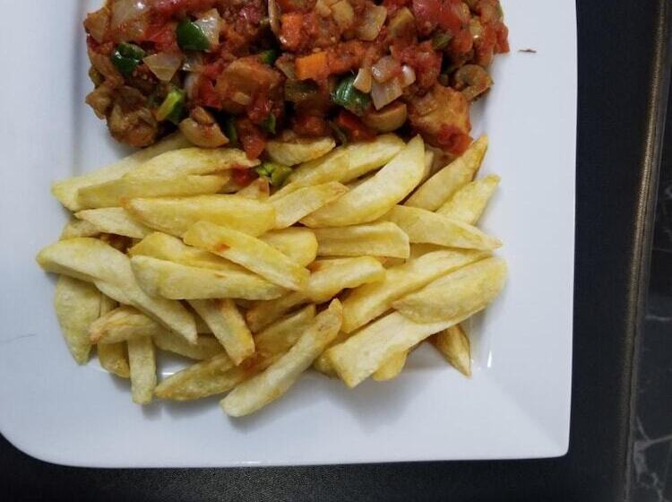 هتل Ragaray Executive Suites