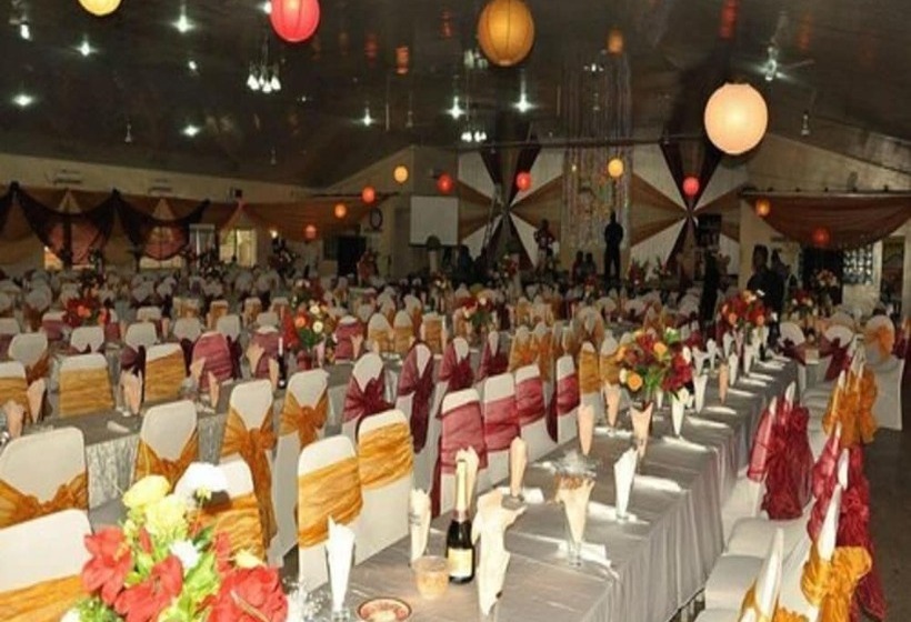 هتل Royal Choice Inn