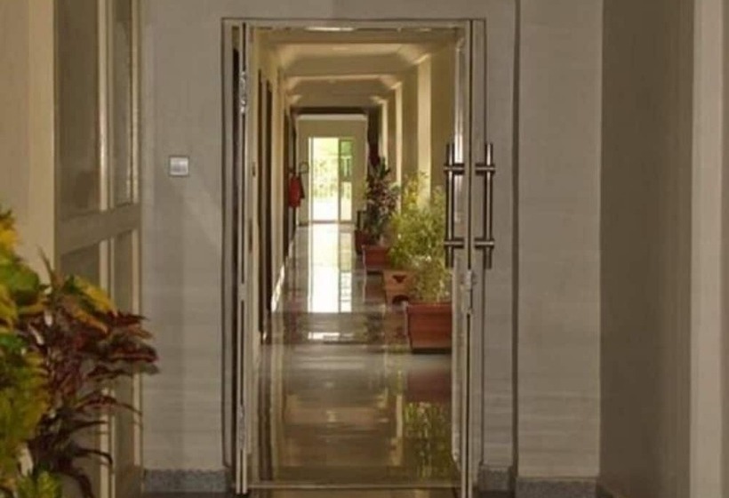 هتل Royal Choice Inn