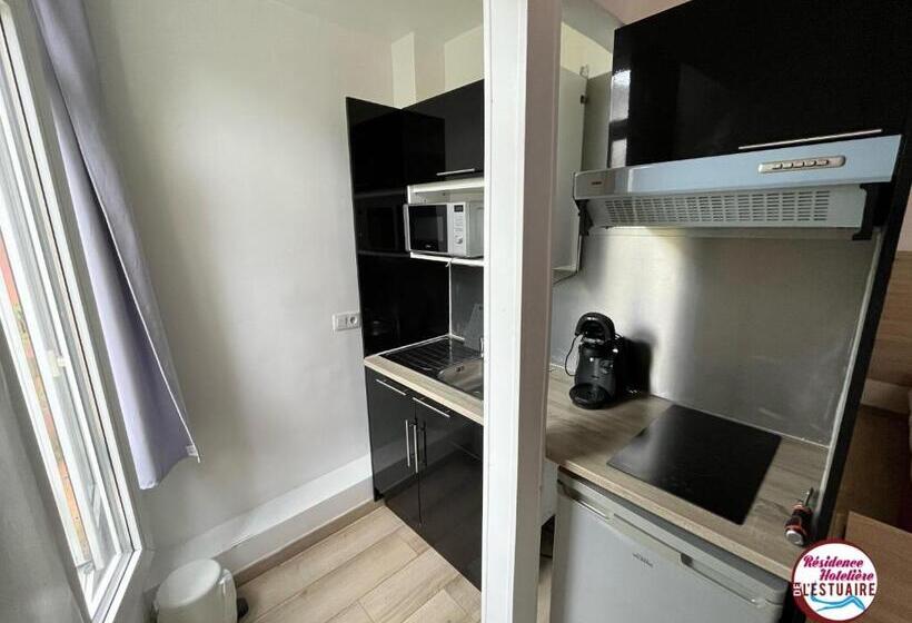 هتل Résidence Hôtelière De L Estuaire