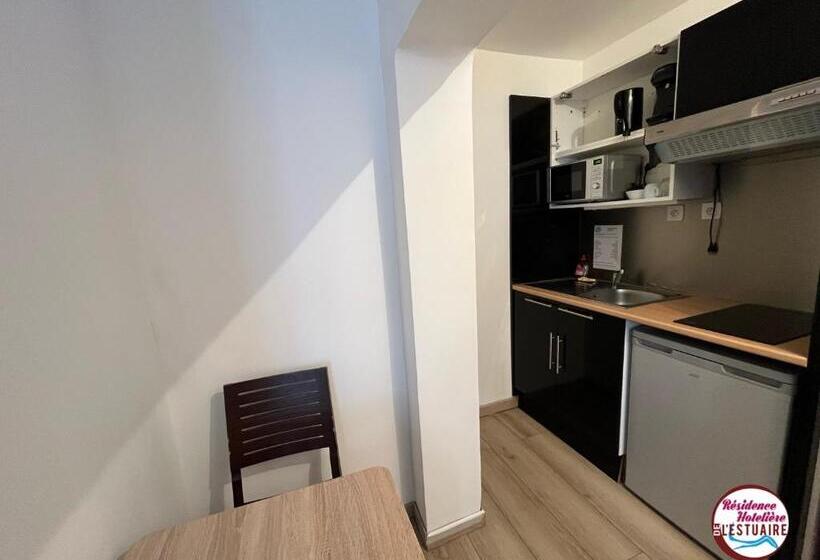 هتل Résidence Hôtelière De L Estuaire