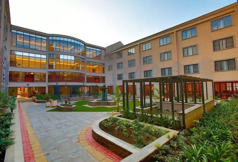 ホテル Sarova Woodlands