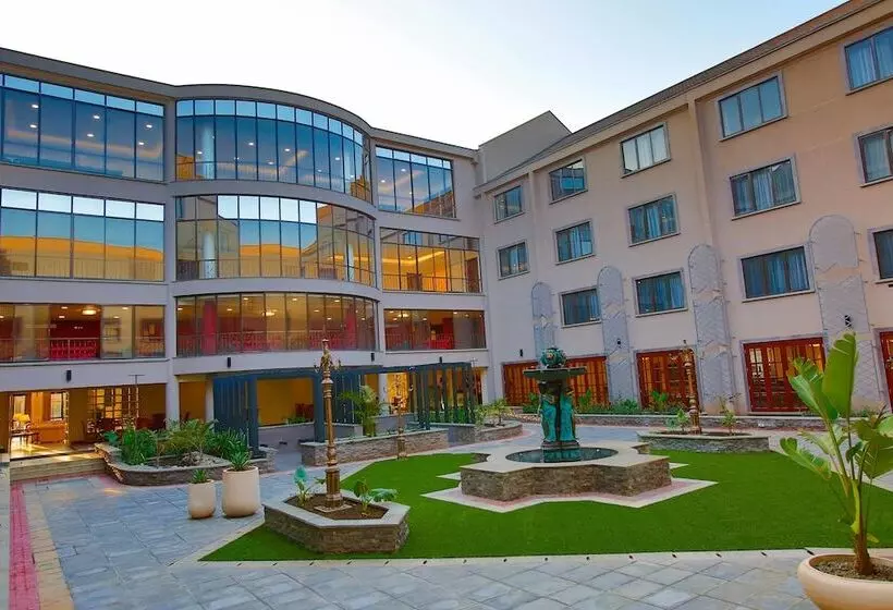 ホテル Sarova Woodlands