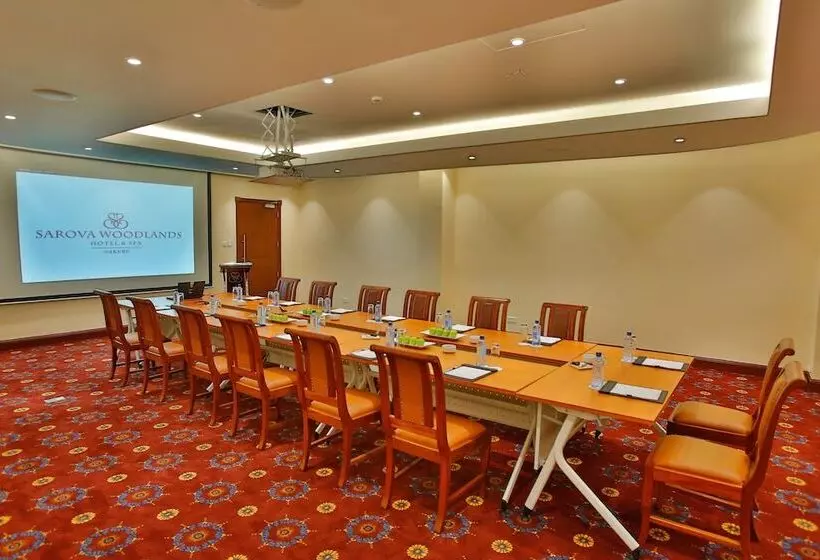 ホテル Sarova Woodlands