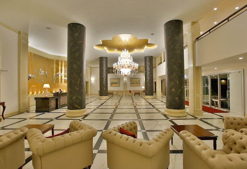 فندق Sarova Woodlands