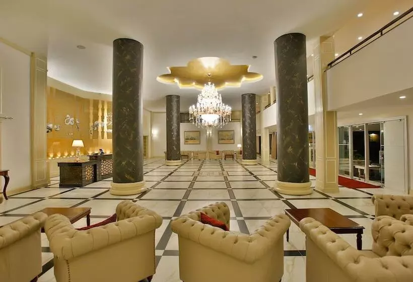 ホテル Sarova Woodlands