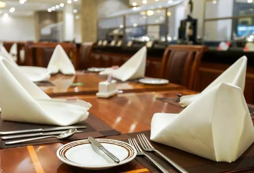 ホテル Sarova Woodlands