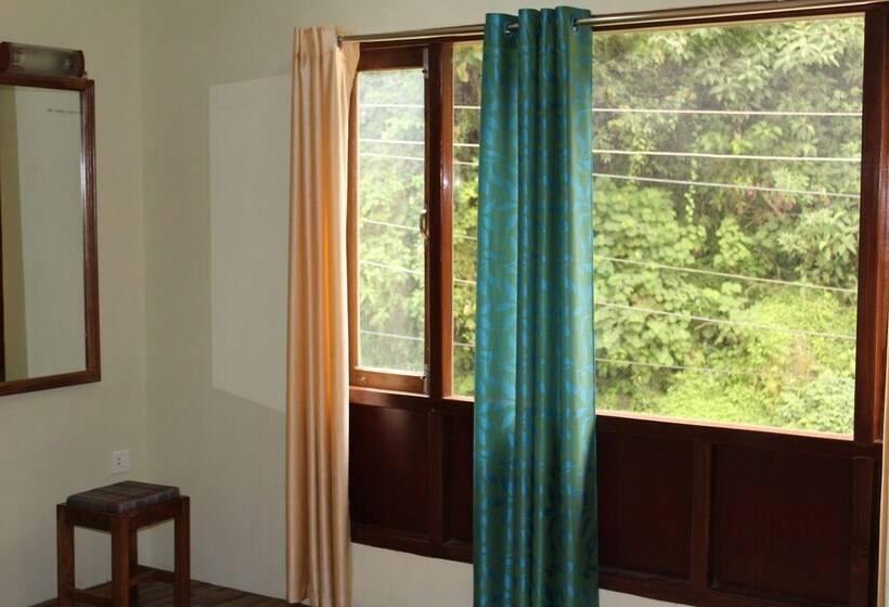 فندق The Hill Castle