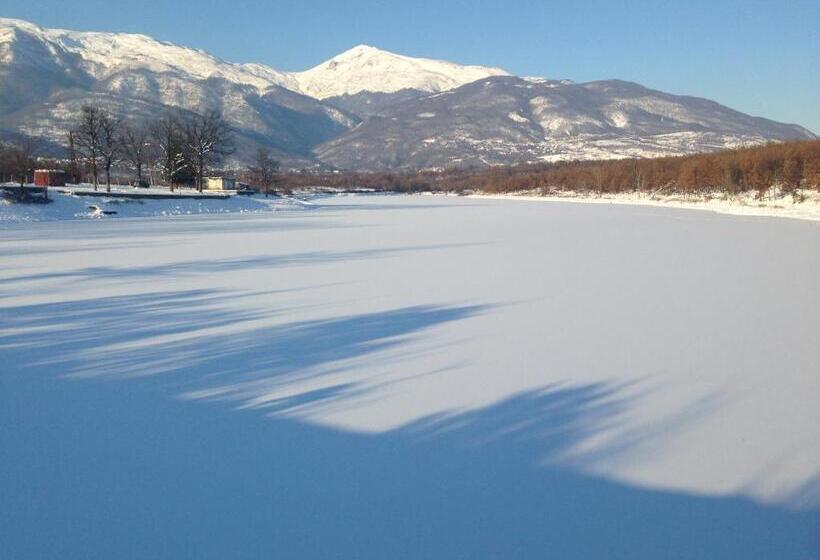 Kitka Hostel Vratnica