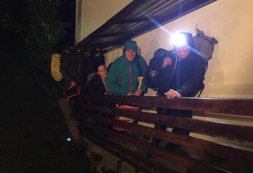 Kitka Hostel Vratnica