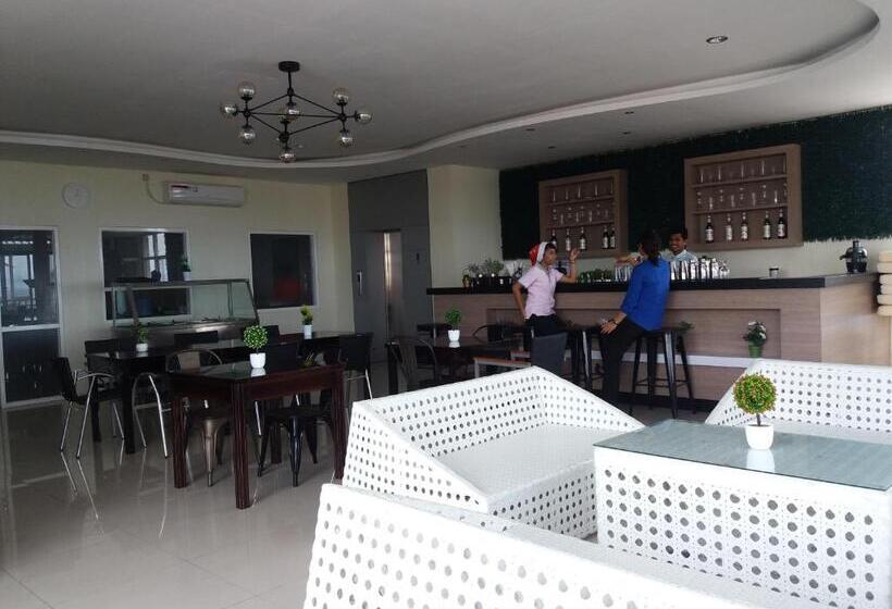 مبيت وإفطار Avon's Residence