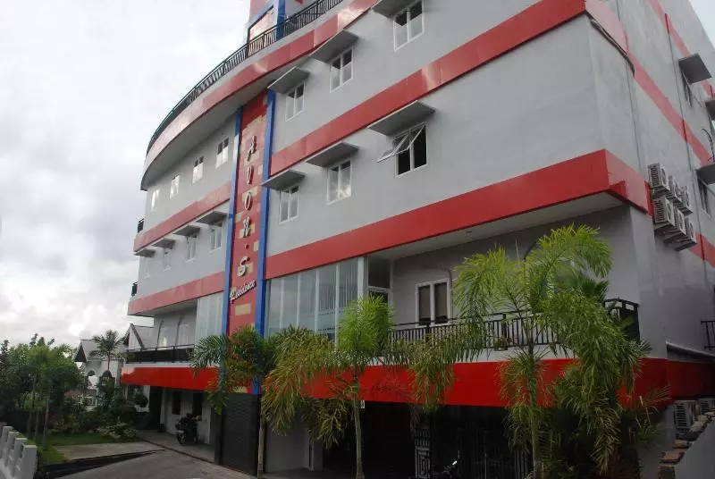 Aamiaismajoitus (B&B) Avon's Residence