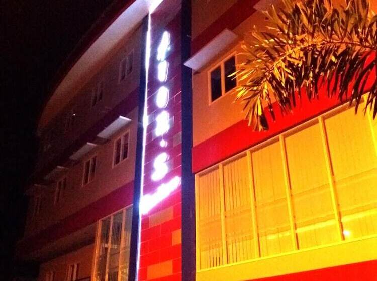 مبيت وإفطار Avon's Residence