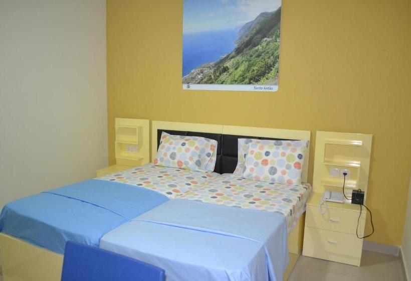 تختخواب و صبحانه Residência Fsfa