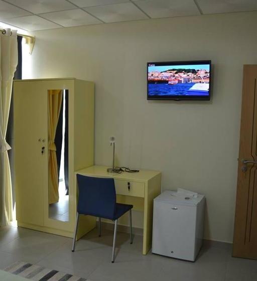 تختخواب و صبحانه Residência Fsfa