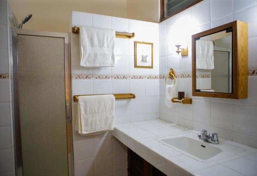 تختخواب و صبحانه Victoria S Haven