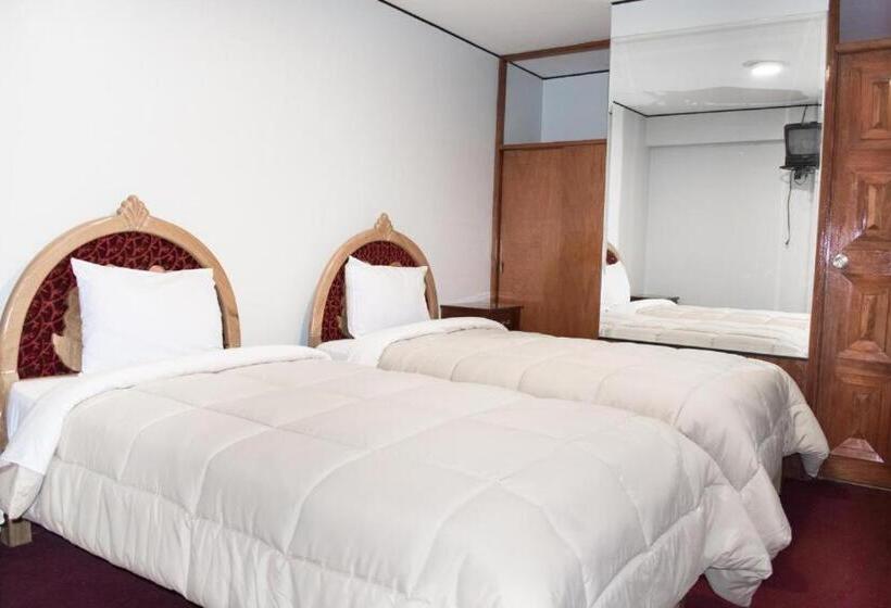 فندق Adas Palace