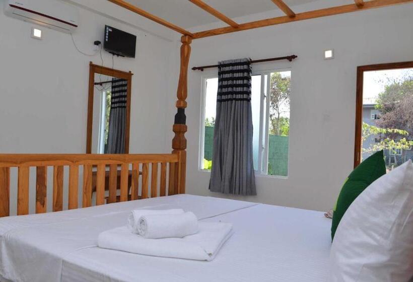 فندق Airport Green