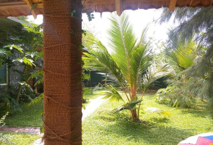 فندق Airport Green