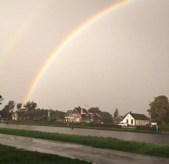 Hotelli B&b D'olde Smidse