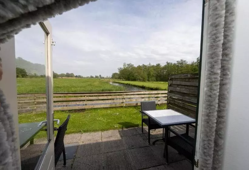 Hotelli B&b D'olde Smidse