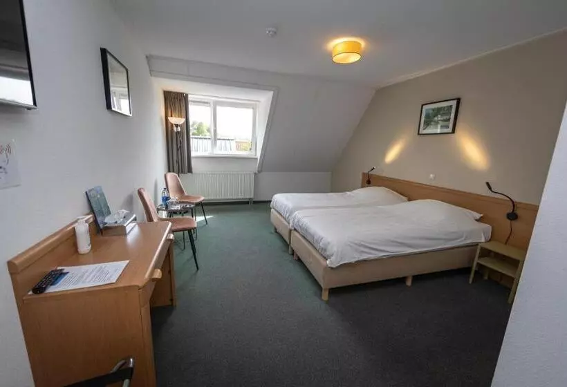 Hotelli B&b D'olde Smidse