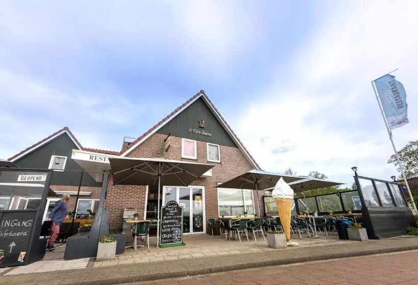 Hotelli B&b D'olde Smidse