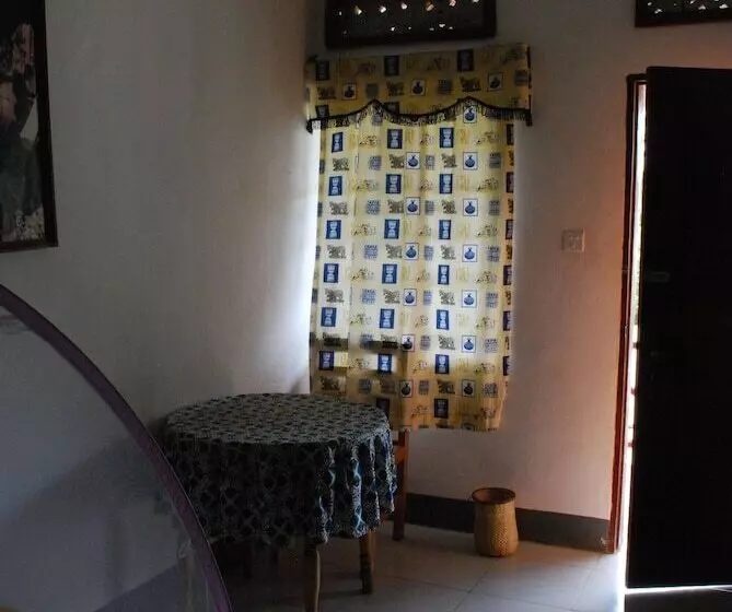 هتل Crater Bay Cottages