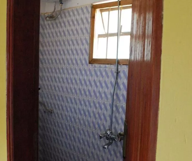 هتل Crater Bay Cottages