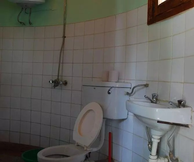 هتل Crater Bay Cottages