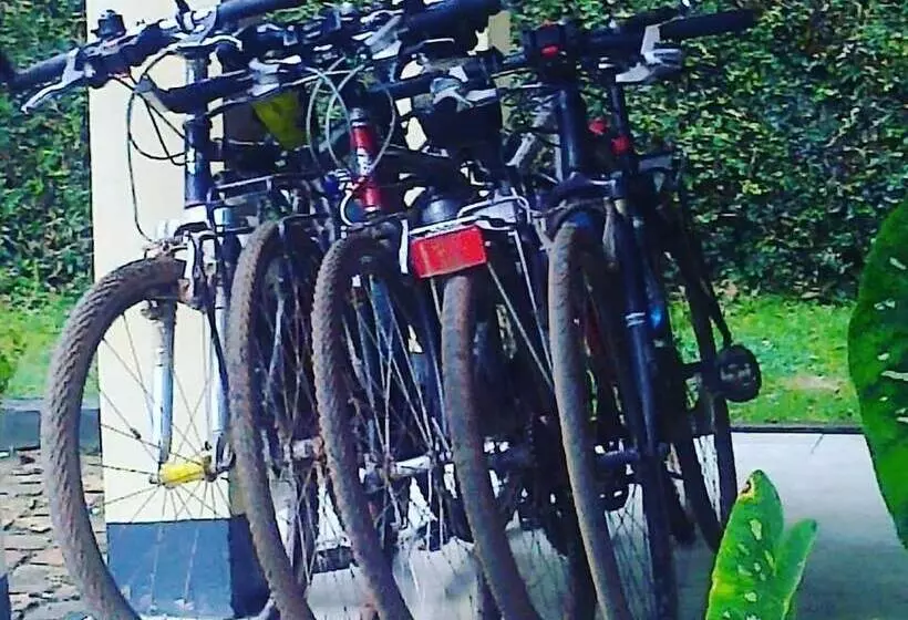 هتل Crater Bay Cottages