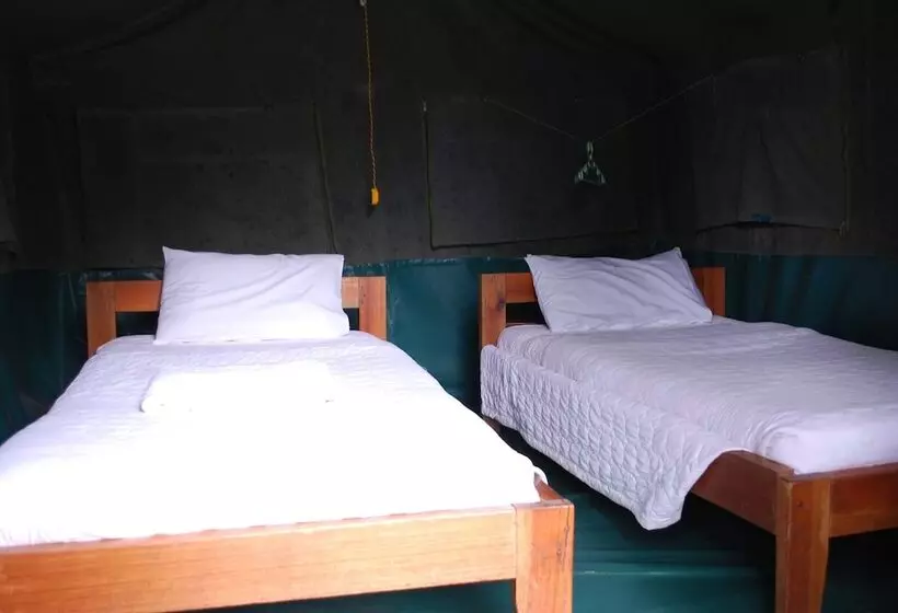 هتل Crater Bay Cottages