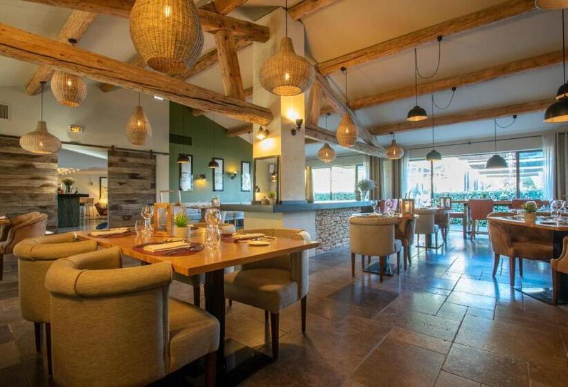 ホテル Domaine La Pierre Blanche