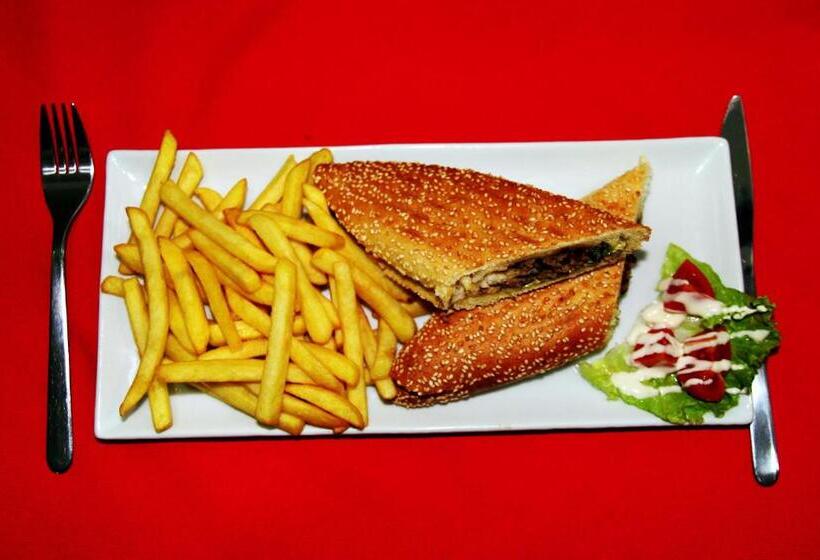 هتل L Empreinte D Ifrane