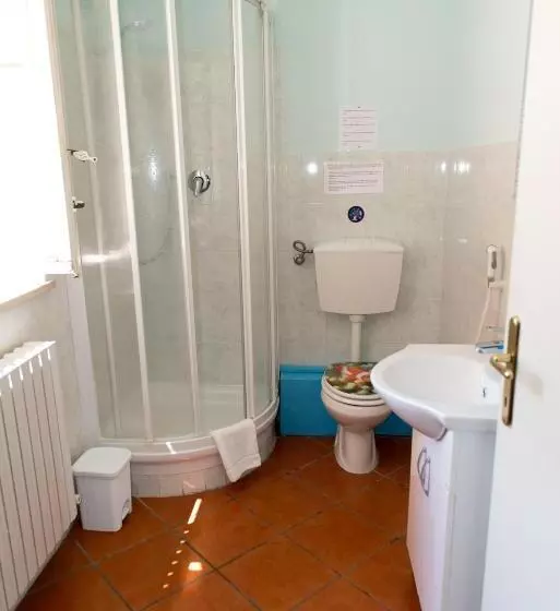 تختخواب و صبحانه Al Cardinale Rooms & Studios