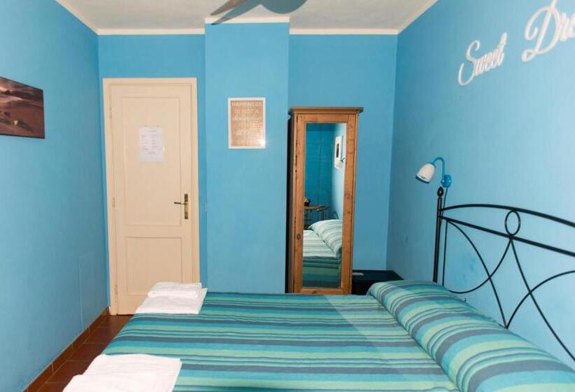 تختخواب و صبحانه Al Cardinale Rooms & Studios