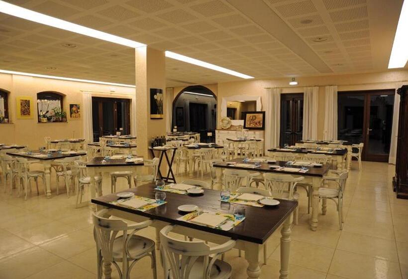 تختخواب و صبحانه Postiglione Country House