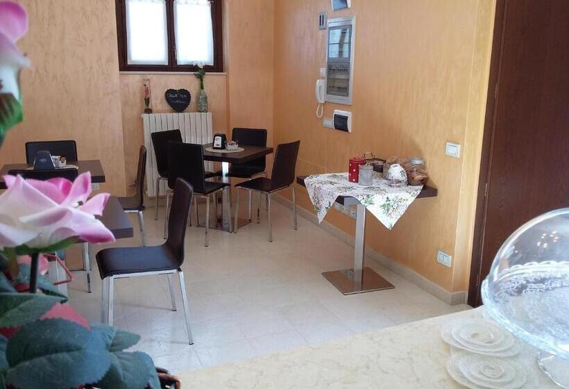 تختخواب و صبحانه Postiglione Country House