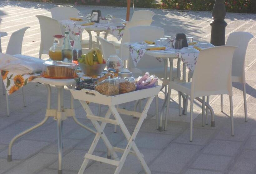 تختخواب و صبحانه Postiglione Country House