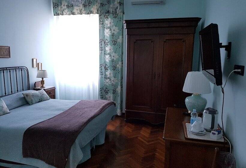 تختخواب و صبحانه Villa L'aurora