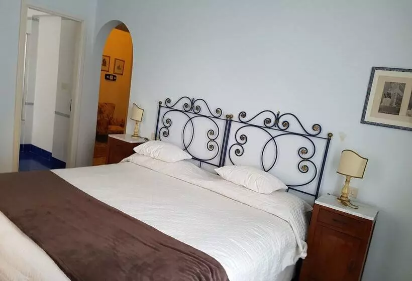 تختخواب و صبحانه Villa L'aurora