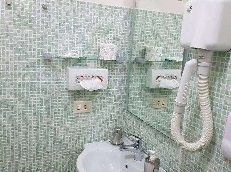 تختخواب و صبحانه Villa L'aurora